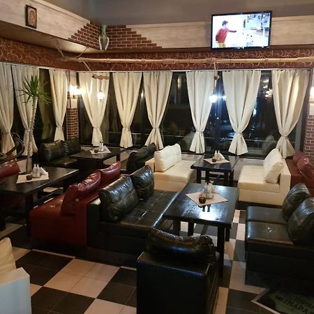 Tiara Hotel Dobrics Kültér fotó