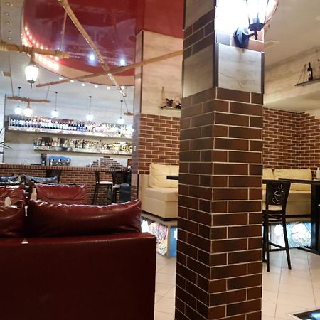 Tiara Hotel Dobrics Kültér fotó